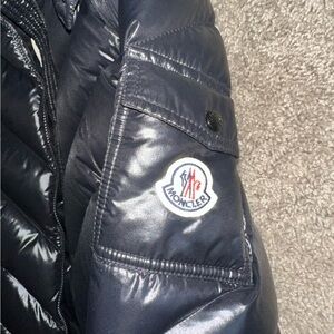 Women’s Moncler sz 2